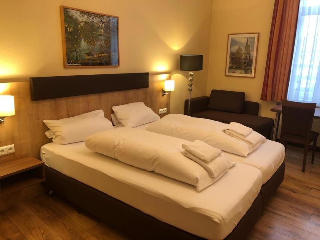 אסשפנבורג Hofgarten Apartments מראה חיצוני תמונה